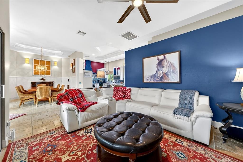 На продажу: $675,000 (3 спален, 3 ванн, 2472 Квадратных фут)