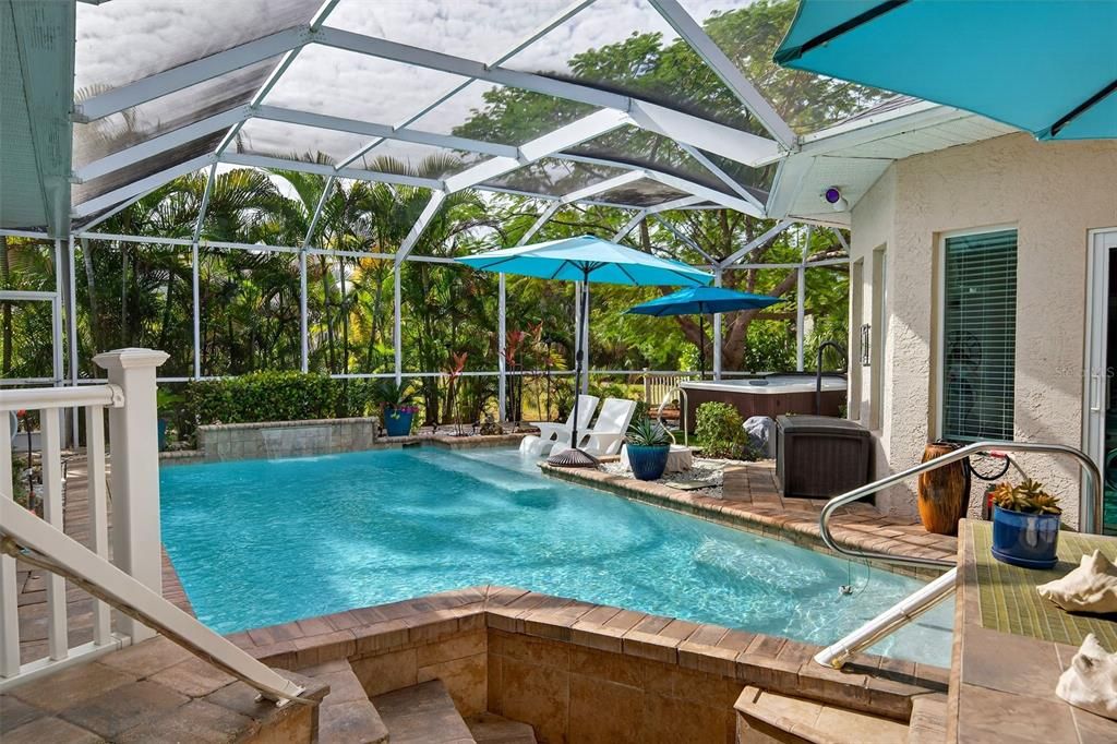 На продажу: $675,000 (3 спален, 3 ванн, 2472 Квадратных фут)