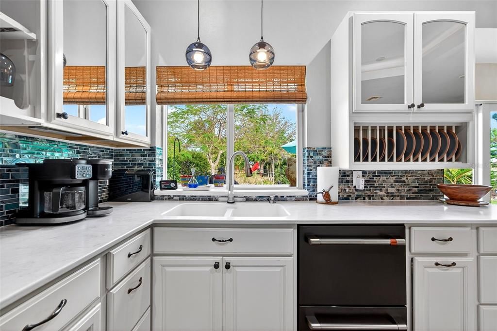 На продажу: $675,000 (3 спален, 3 ванн, 2472 Квадратных фут)