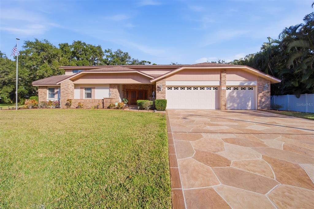 For Sale: $1,250,000 (3 beds, 3 baths, 3226 Square Feet)