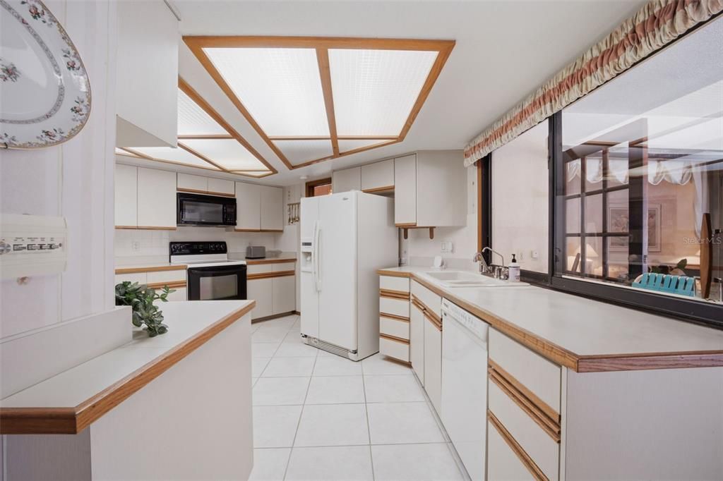 For Sale: $1,250,000 (3 beds, 3 baths, 3226 Square Feet)