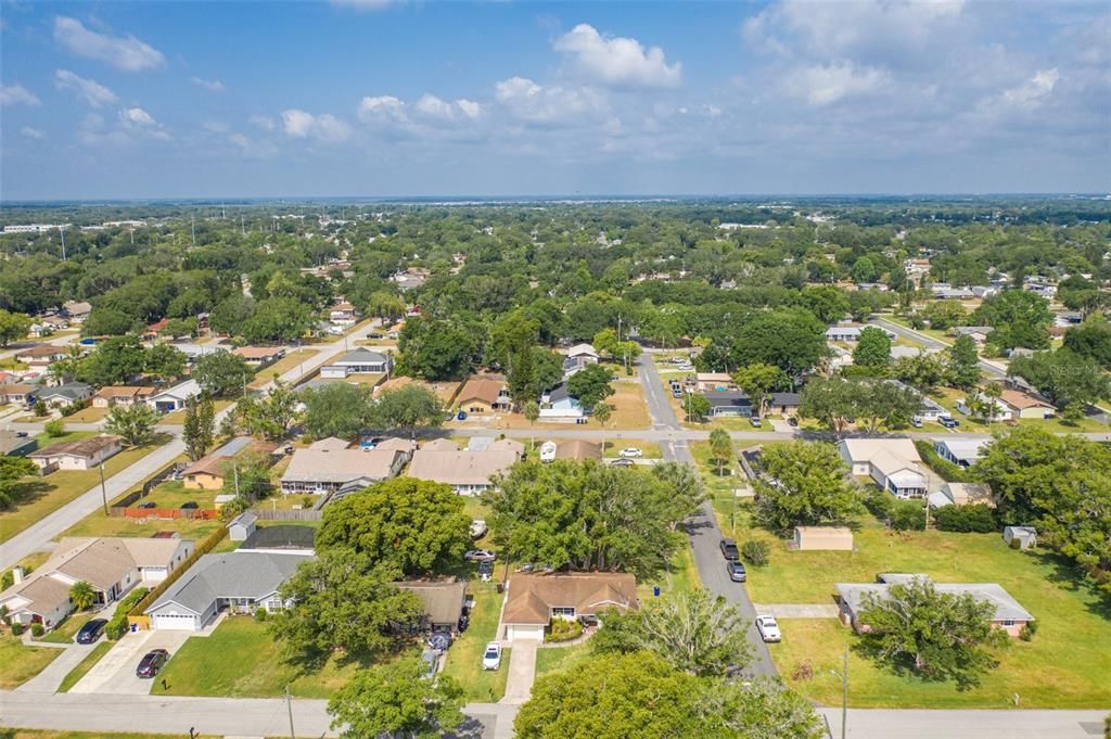 For Sale: $325,000 (2 beds, 2 baths, 1374 Square Feet)