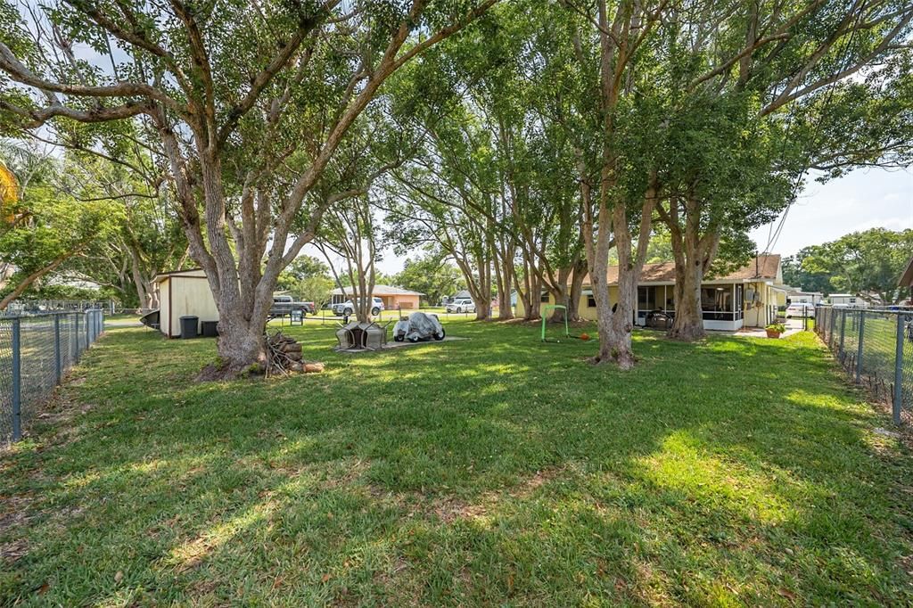 For Sale: $325,000 (2 beds, 2 baths, 1374 Square Feet)