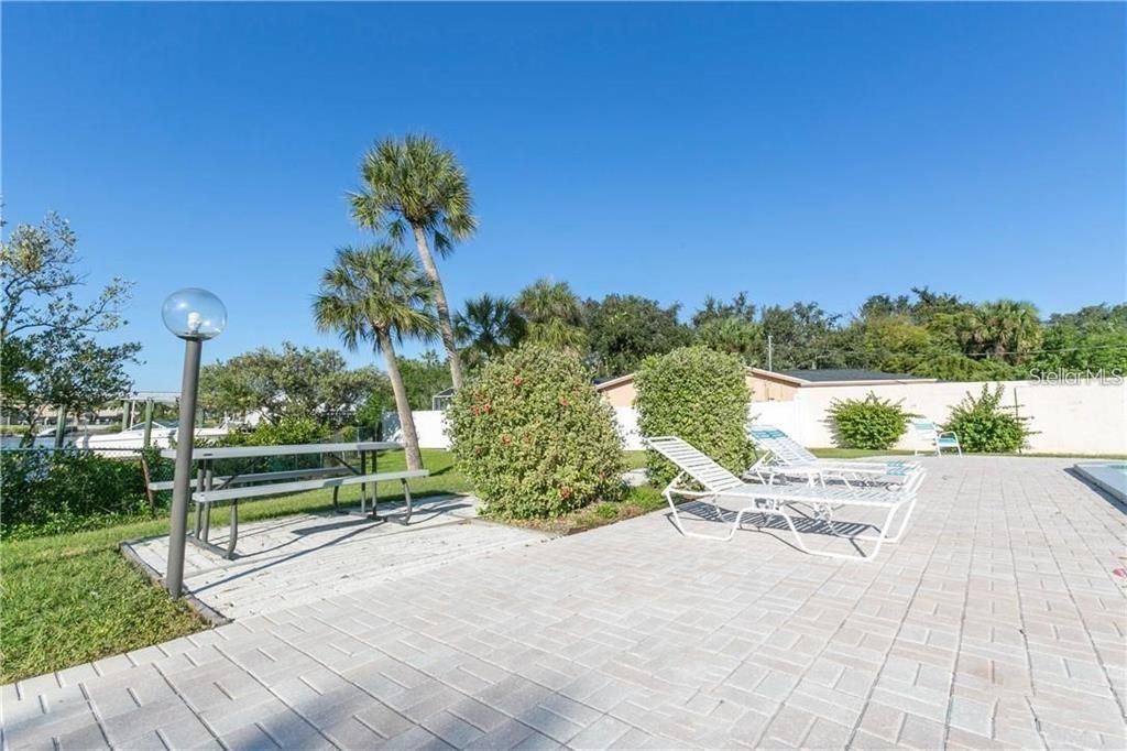 В аренду: $1,200 (1 спален, 1 ванн, 728 Квадратных фут)