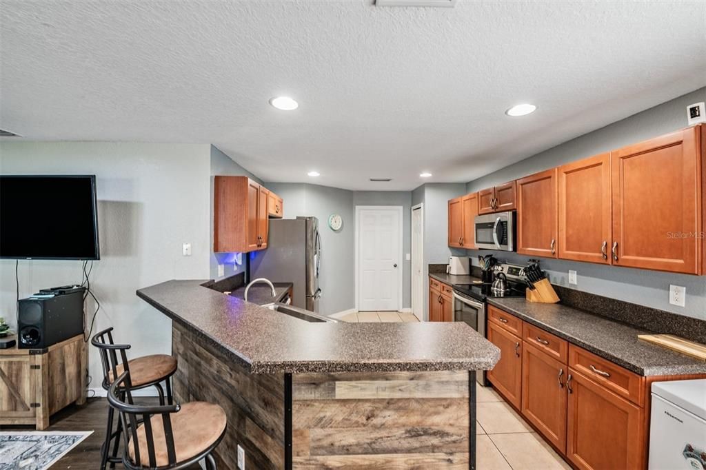 En Venta: $350,000 (4 camas, 3 baños, 1746 Pies cuadrados)