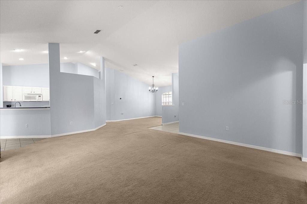 待售: $379,900 (3 贝兹, 2 浴室, 2138 平方英尺)