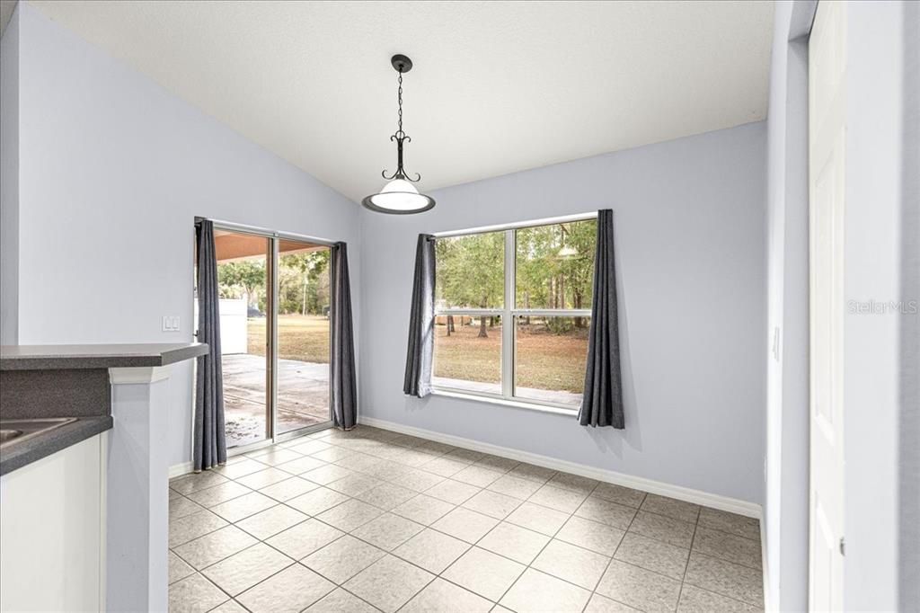 待售: $379,900 (3 贝兹, 2 浴室, 2138 平方英尺)