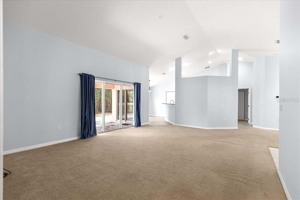 待售: $379,900 (3 贝兹, 2 浴室, 2138 平方英尺)