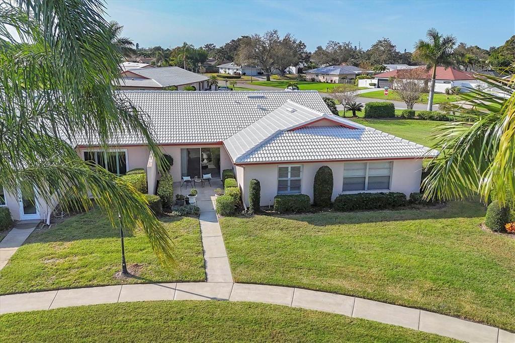 En Venta: $325,000 (2 camas, 2 baños, 1913 Pies cuadrados)