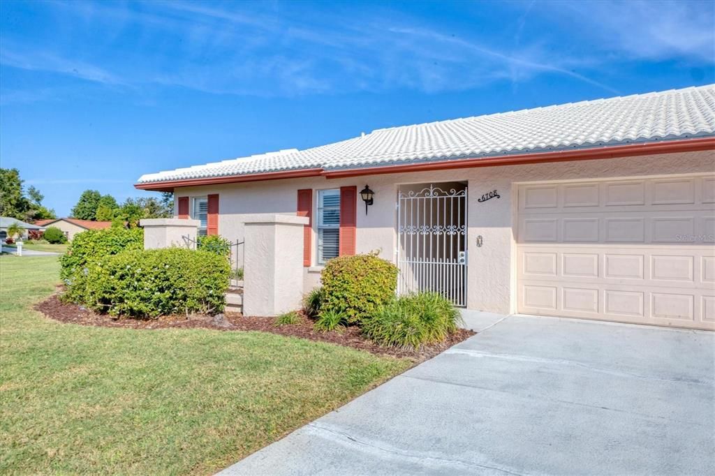 En Venta: $325,000 (2 camas, 2 baños, 1913 Pies cuadrados)