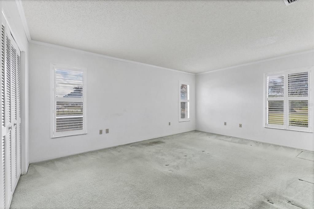 En Venta: $325,000 (2 camas, 2 baños, 1913 Pies cuadrados)