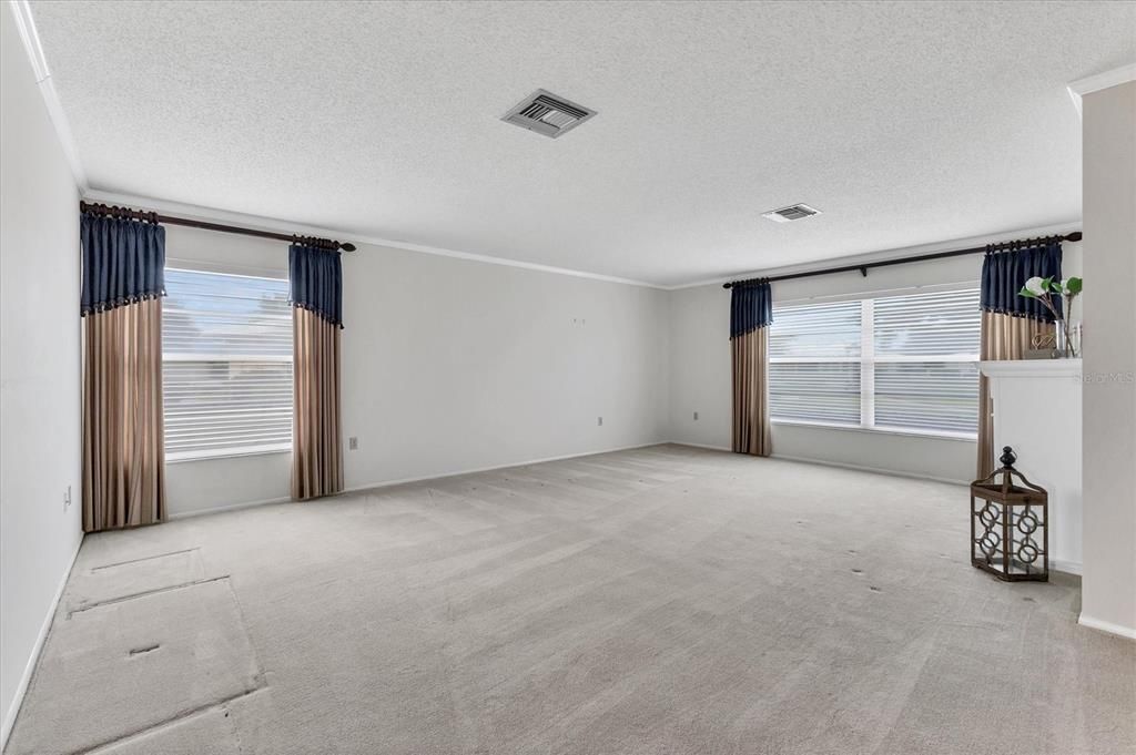 En Venta: $325,000 (2 camas, 2 baños, 1913 Pies cuadrados)