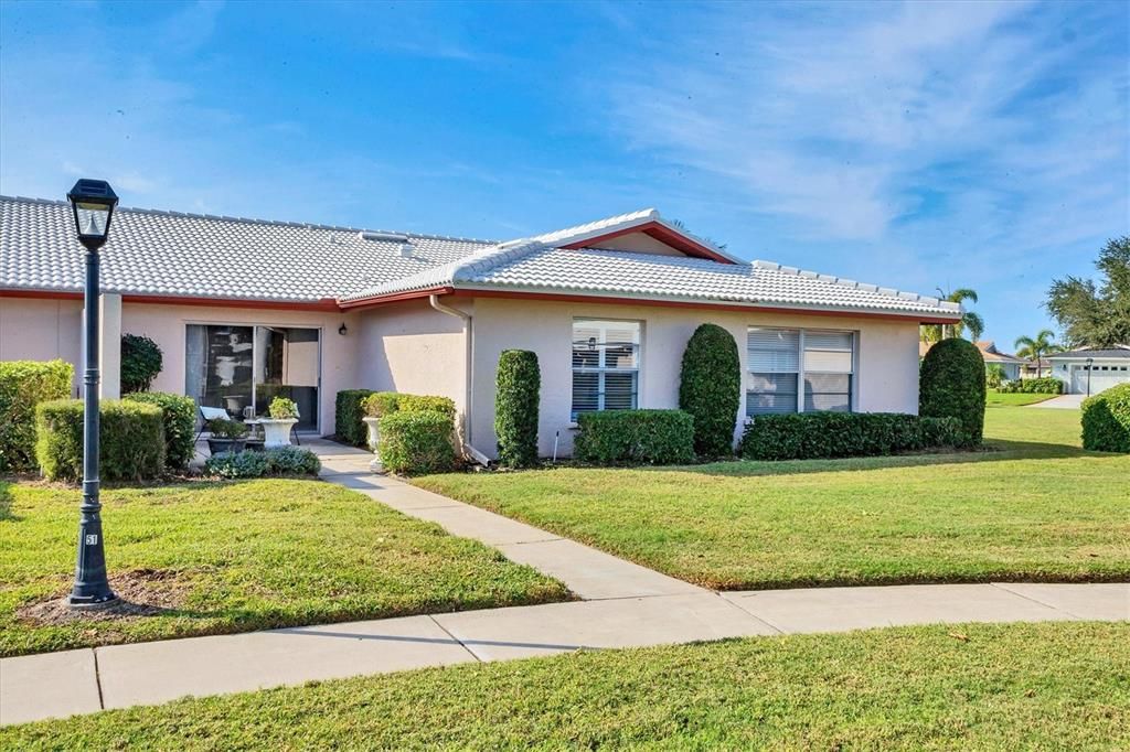 En Venta: $325,000 (2 camas, 2 baños, 1913 Pies cuadrados)