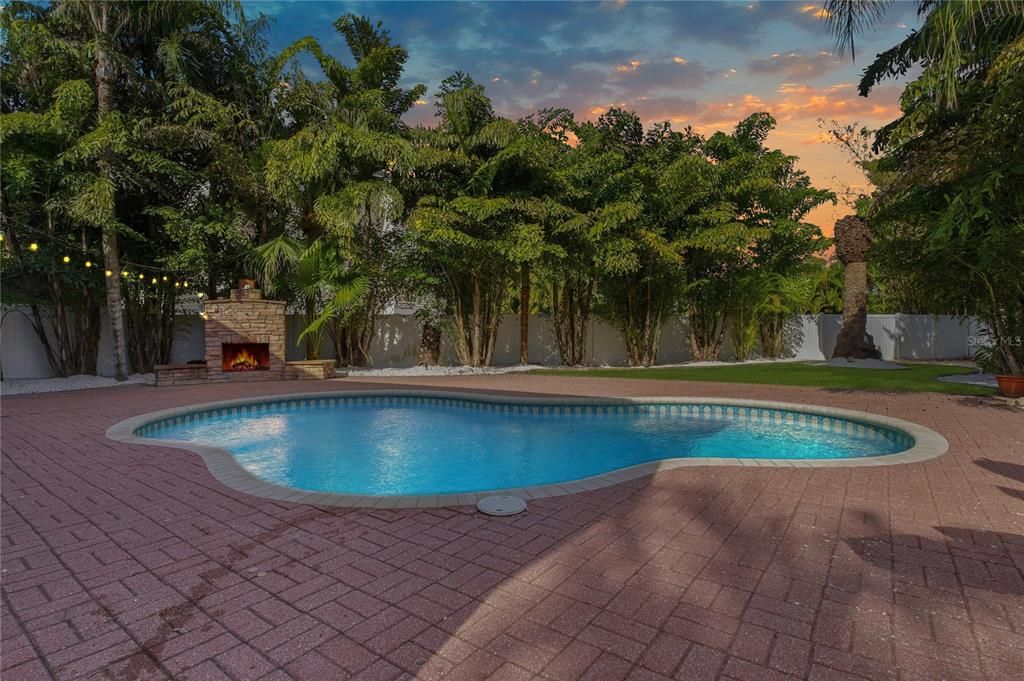 For Sale: $750,000 (3 beds, 2 baths, 1747 Square Feet)