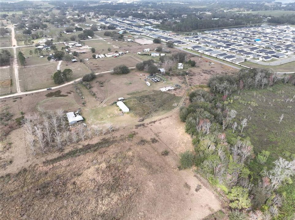 待售: $2,075,000 (10.16 acres)