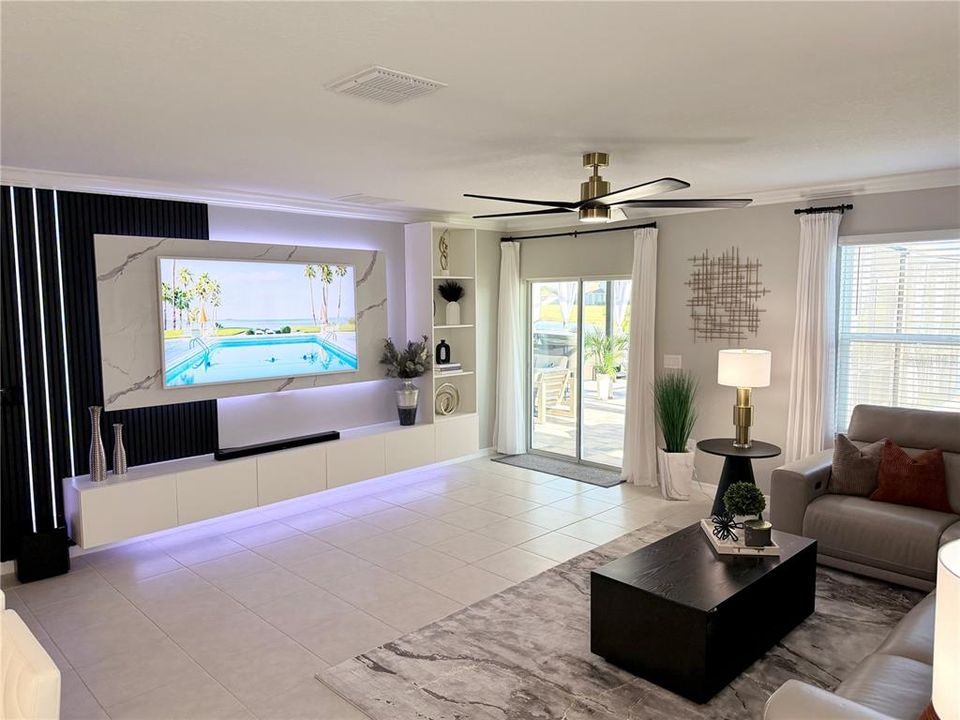 For Rent: $3,600 (5 beds, 2 baths, 2896 Square Feet)