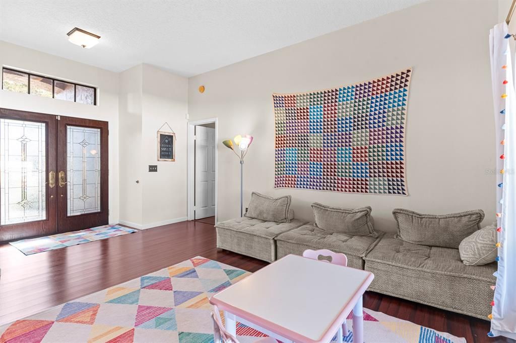 待售: $525,000 (4 贝兹, 3 浴室, 2272 平方英尺)