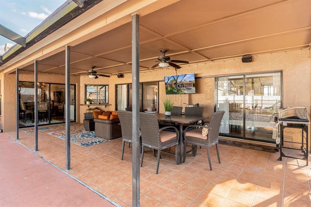 待售: $525,000 (4 贝兹, 3 浴室, 2272 平方英尺)