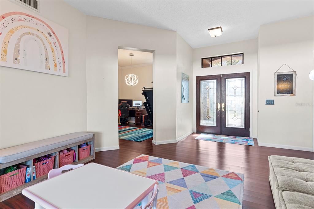 待售: $525,000 (4 贝兹, 3 浴室, 2272 平方英尺)