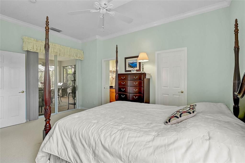 待售: $885,000 (4 贝兹, 3 浴室, 3256 平方英尺)