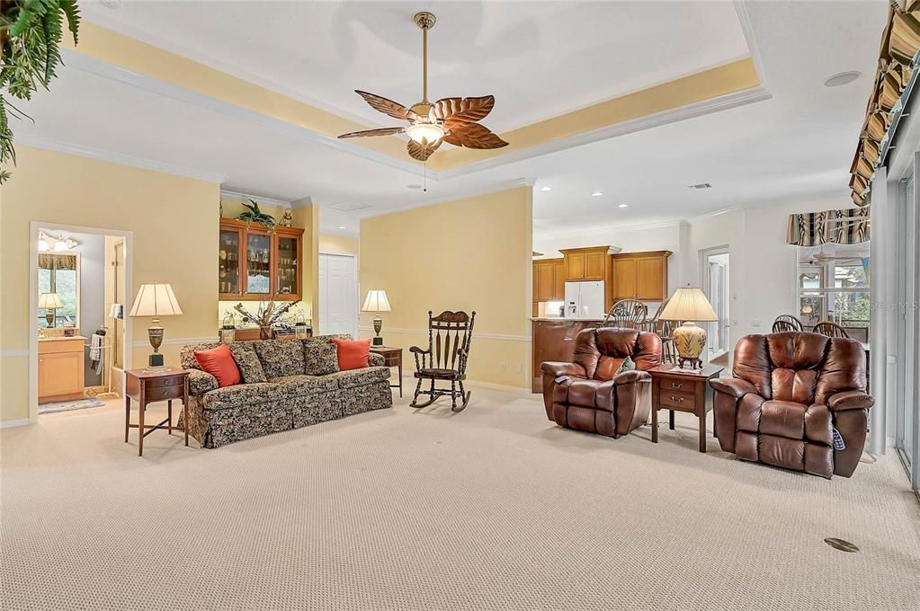 待售: $885,000 (4 贝兹, 3 浴室, 3256 平方英尺)