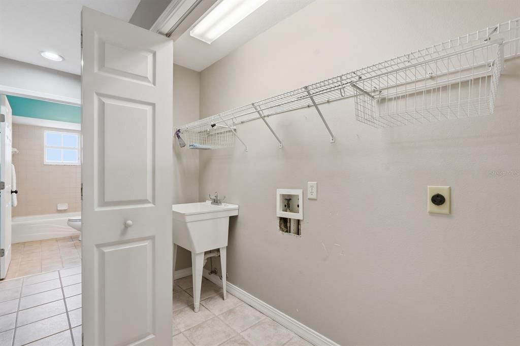 待售: $535,000 (3 贝兹, 3 浴室, 2257 平方英尺)