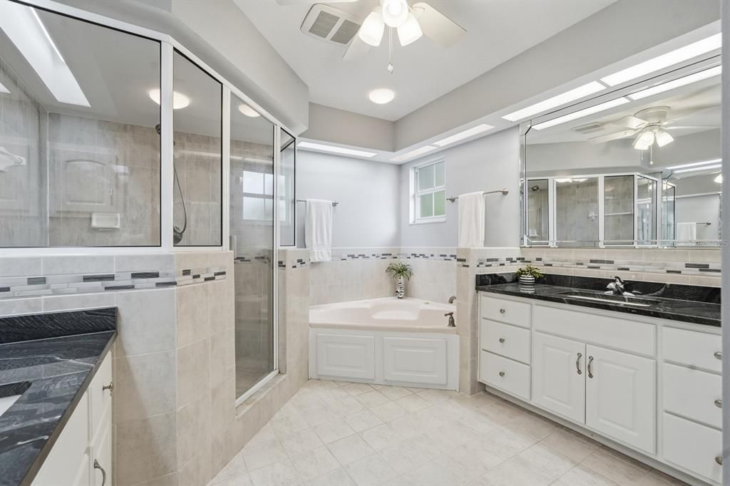 待售: $535,000 (3 贝兹, 3 浴室, 2257 平方英尺)