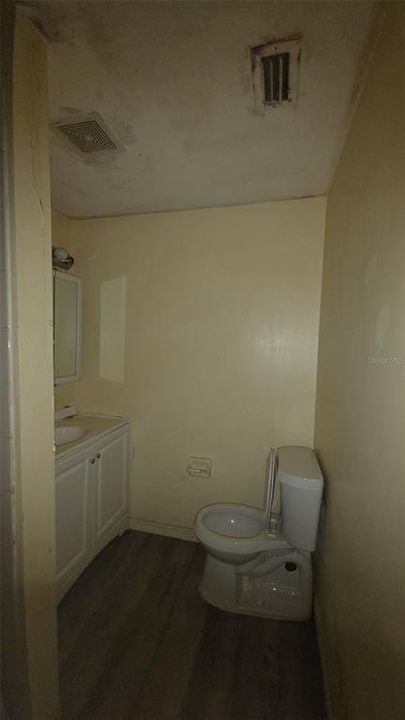 For Sale: $189,900 (3 beds, 2 baths, 1120 Square Feet)