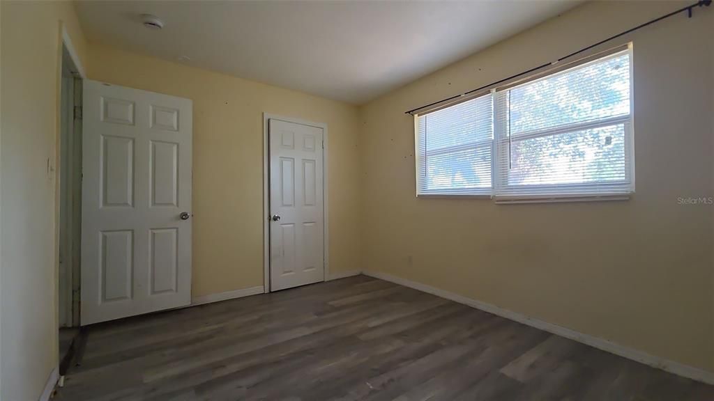 For Sale: $189,900 (3 beds, 2 baths, 1120 Square Feet)