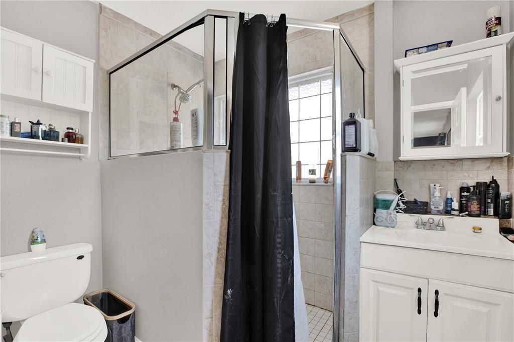 En Venta: $725,000 (7 camas, 3 baños, 2592 Pies cuadrados)