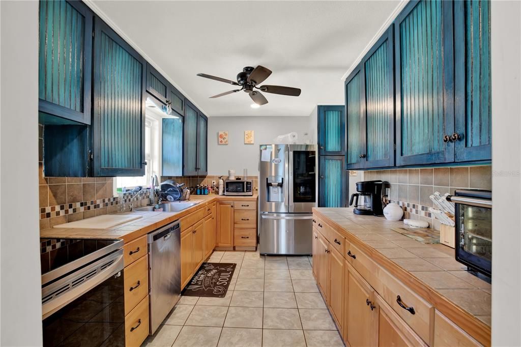 En Venta: $725,000 (7 camas, 3 baños, 2592 Pies cuadrados)