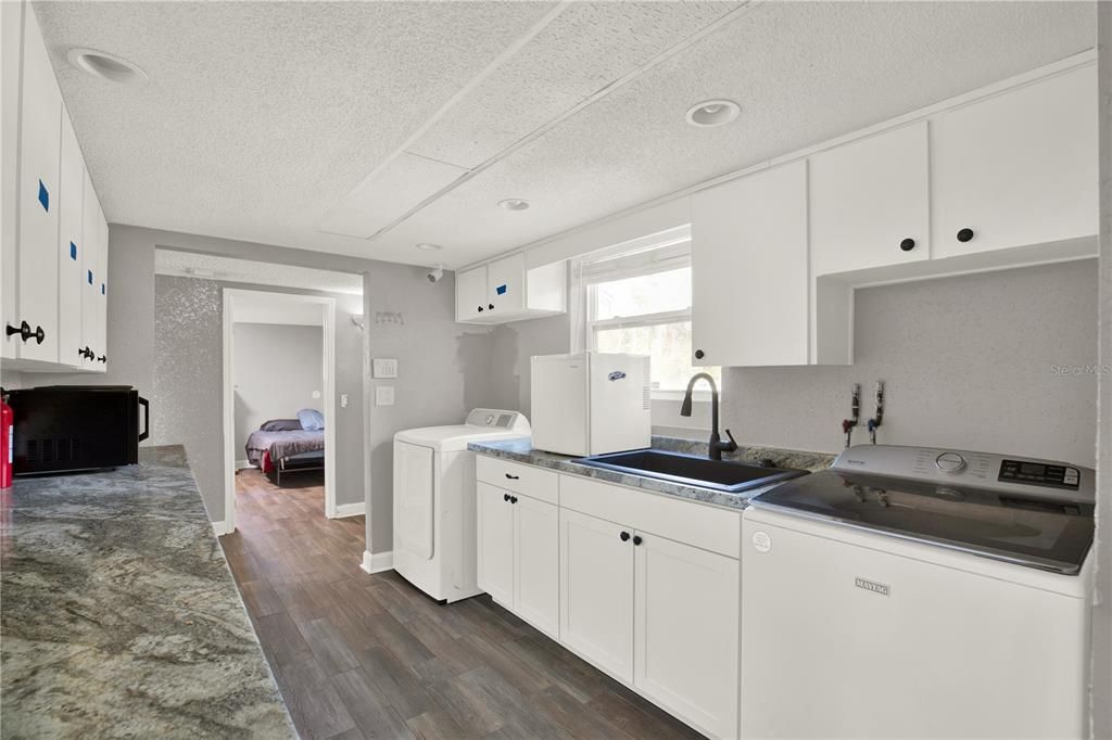 En Venta: $725,000 (7 camas, 3 baños, 2592 Pies cuadrados)