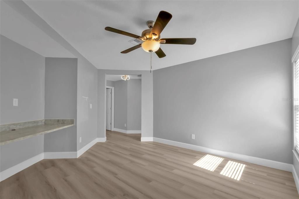 En Venta: $399,400 (3 camas, 2 baños, 2216 Pies cuadrados)