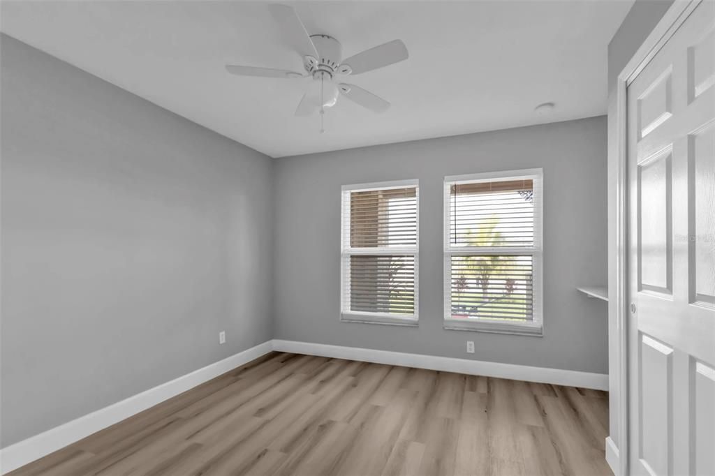 En Venta: $399,400 (3 camas, 2 baños, 2216 Pies cuadrados)