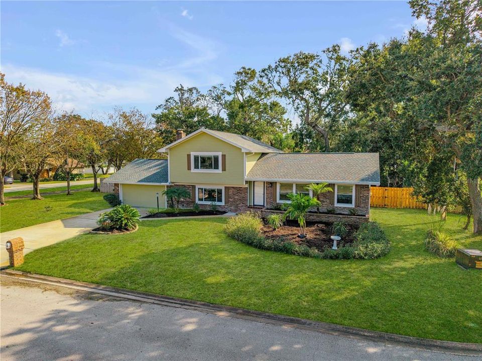 En Venta: $535,000 (3 camas, 3 baños, 1815 Pies cuadrados)