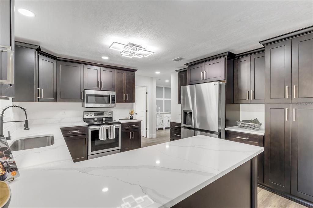 En Venta: $535,000 (3 camas, 3 baños, 1815 Pies cuadrados)