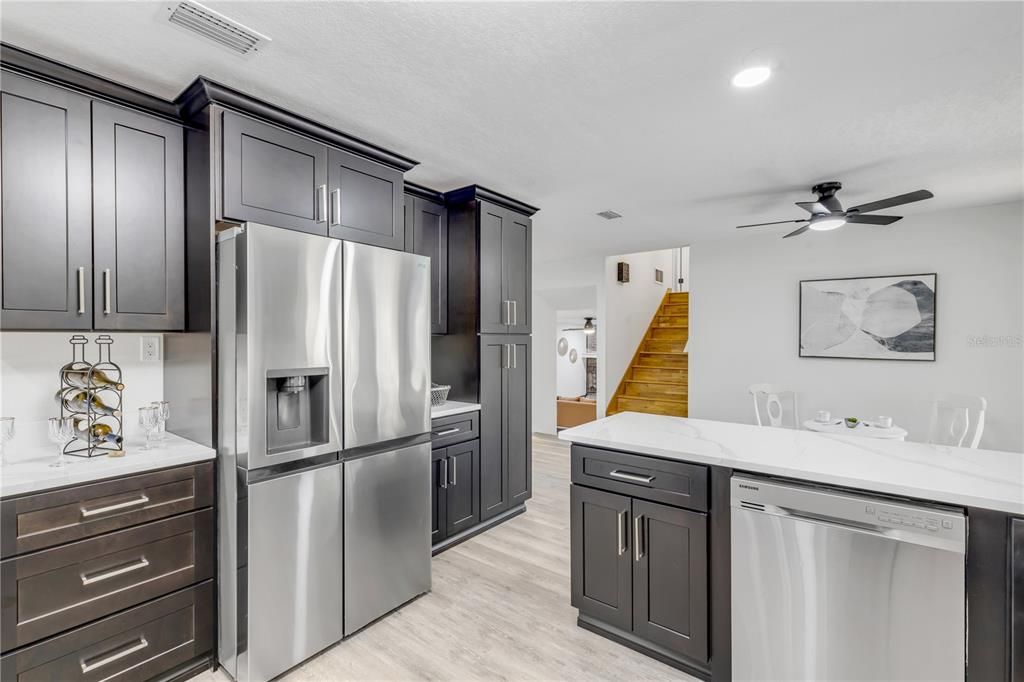 En Venta: $535,000 (3 camas, 3 baños, 1815 Pies cuadrados)