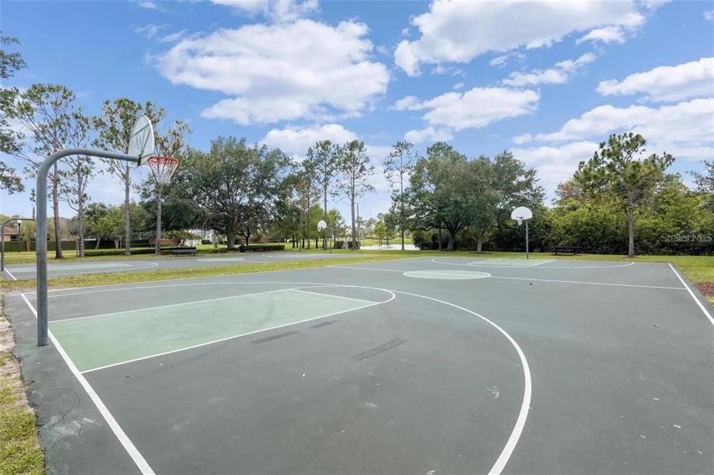 На продажу: $499,990 (3 спален, 2 ванн, 2166 Квадратных фут)