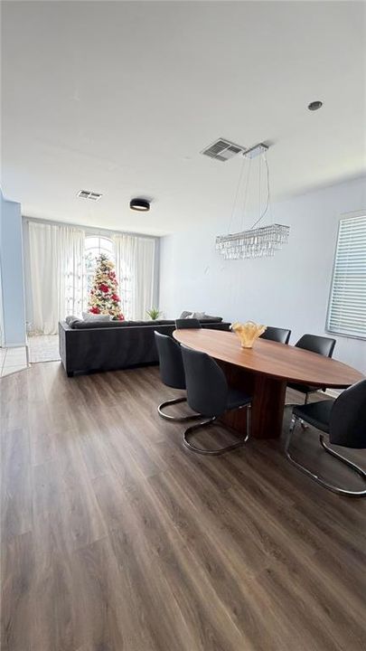 На продажу: $499,990 (3 спален, 2 ванн, 2166 Квадратных фут)