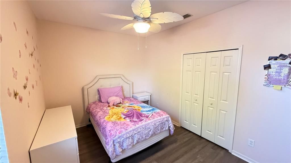 На продажу: $499,990 (3 спален, 2 ванн, 2166 Квадратных фут)