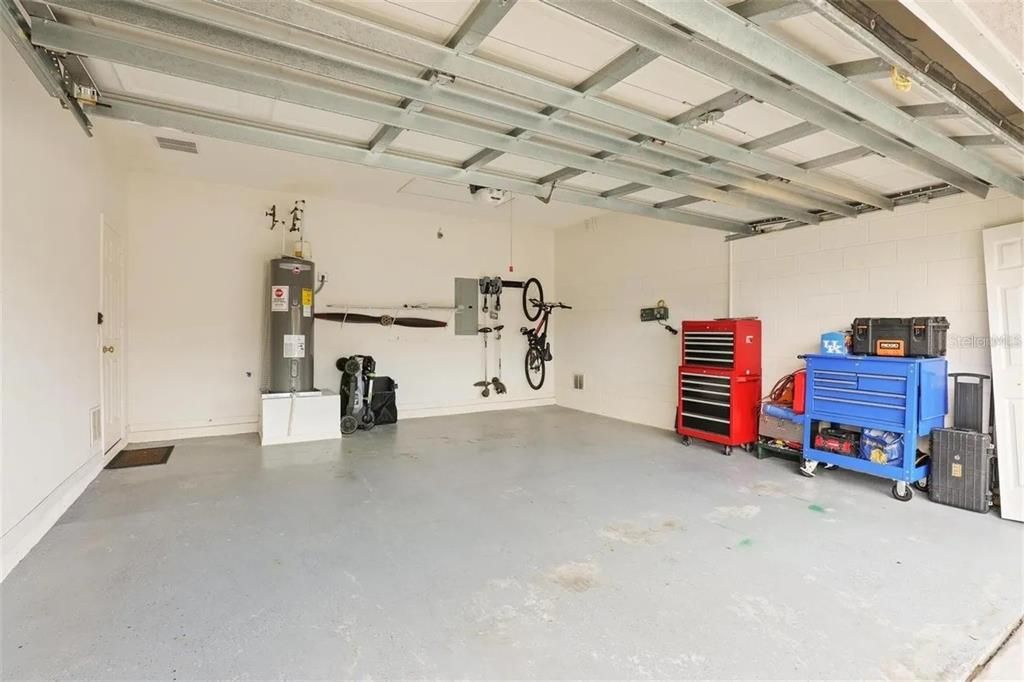 На продажу: $499,990 (3 спален, 2 ванн, 2166 Квадратных фут)