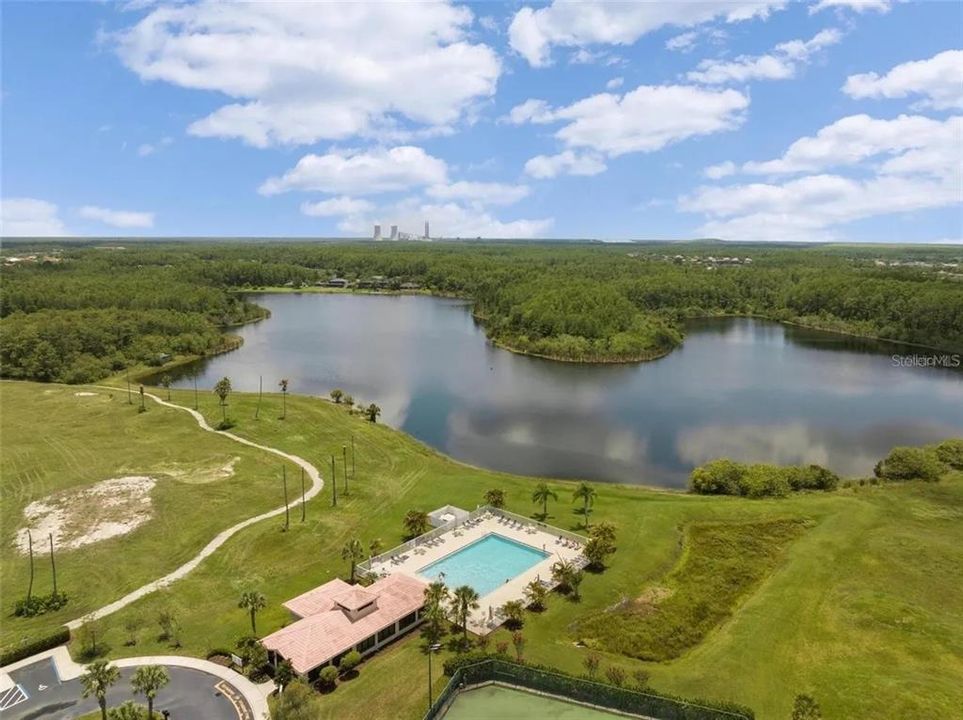 На продажу: $499,990 (3 спален, 2 ванн, 2166 Квадратных фут)