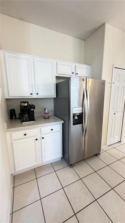 На продажу: $499,990 (3 спален, 2 ванн, 2166 Квадратных фут)