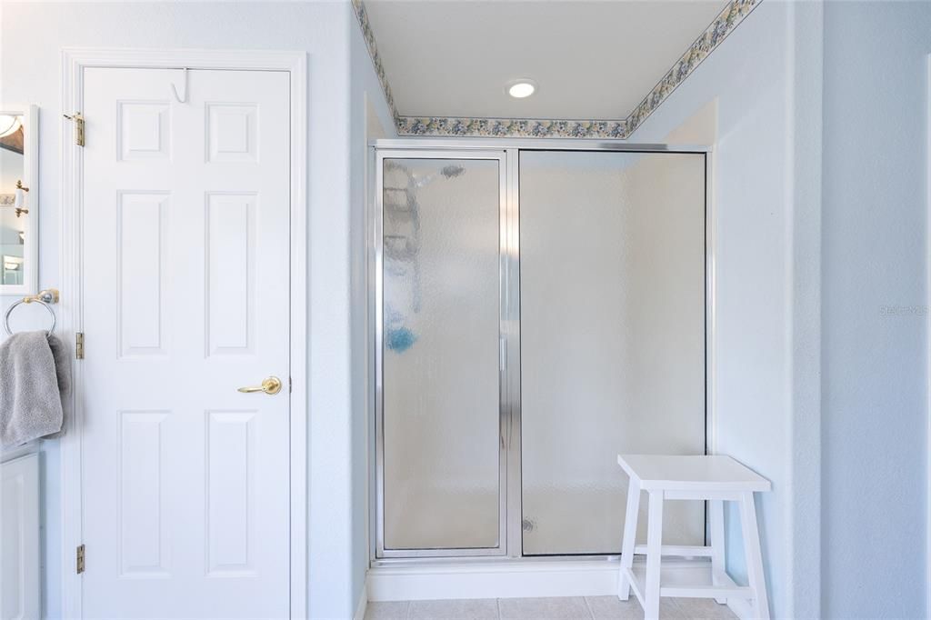 На продажу: $319,000 (3 спален, 2 ванн, 2029 Квадратных фут)