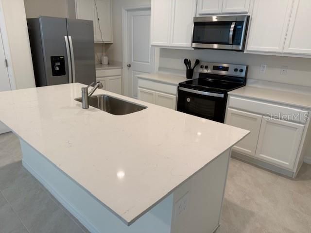 For Rent: $2,500 (5 beds, 3 baths, 2447 Square Feet)