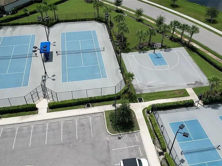 На продажу: $599,000 (4 спален, 3 ванн, 3287 Квадратных фут)