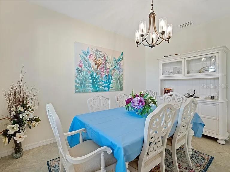 На продажу: $599,000 (4 спален, 3 ванн, 3287 Квадратных фут)