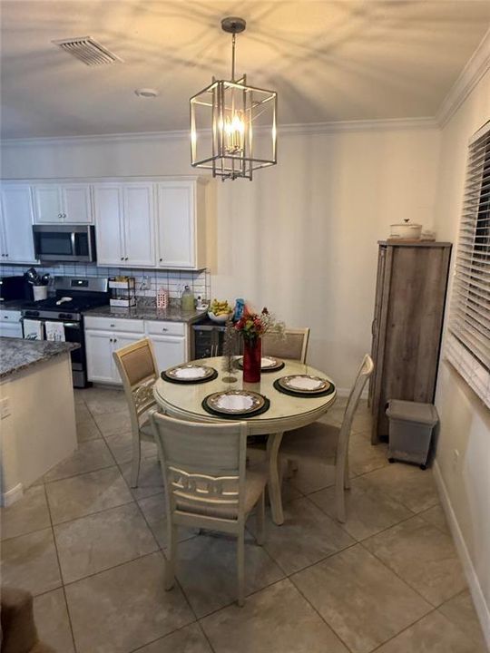 На продажу: $599,000 (4 спален, 3 ванн, 3287 Квадратных фут)