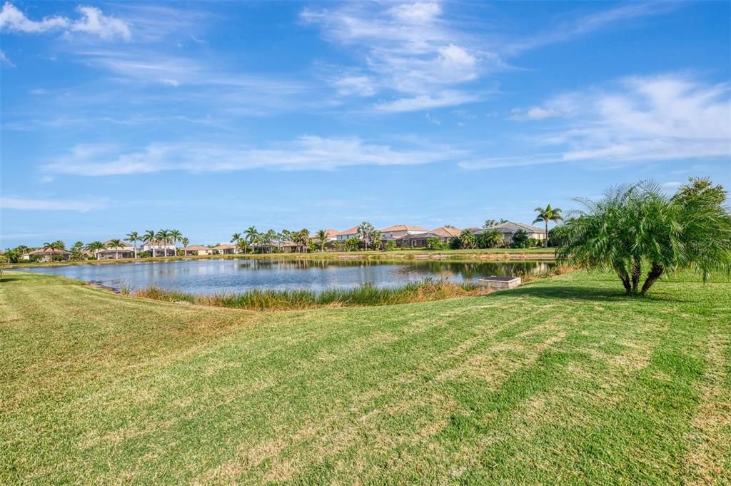 En Venta: $459,000 (4 camas, 2 baños, 2207 Pies cuadrados)