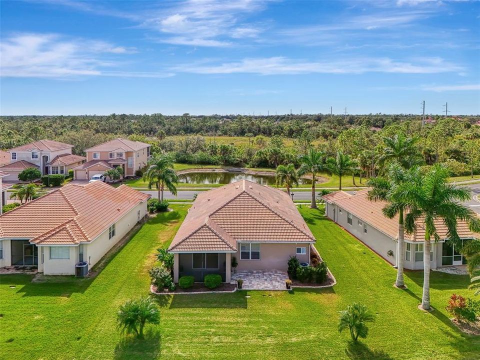 En Venta: $459,000 (4 camas, 2 baños, 2207 Pies cuadrados)